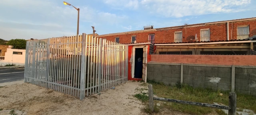 To Let 3 Bedroom Property for Rent in Westridge Western Cape